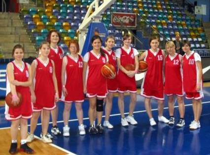 Das Haigerer Basketball-Team in der Ballsporthalle H&ouml;chst