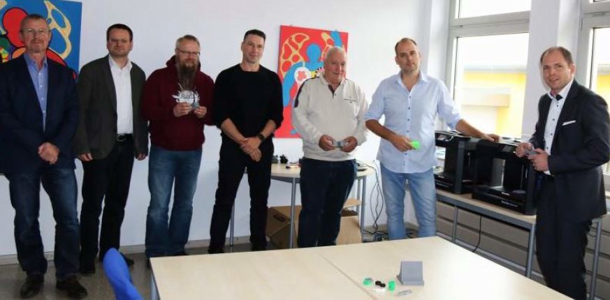 Die beiden 3D-Drucker liefern bereits hervorragende Ergebnisse. Darüber freuen sich die Kooperationspartner